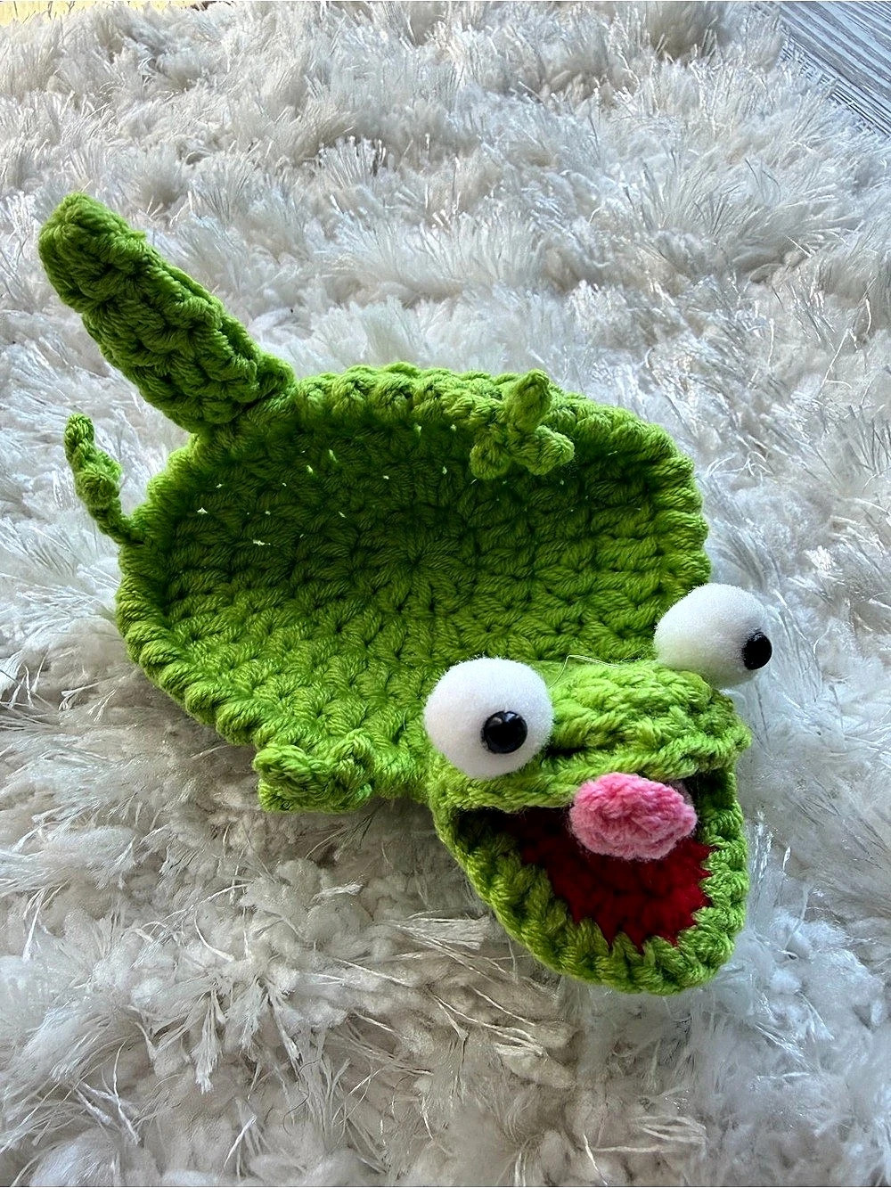 Handmade Crochet lizard coaster new / mug holder